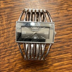Cansnow Silver and Black Quartz Watch